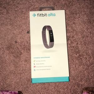 BRAND NEW Fitbit Alta! 😍